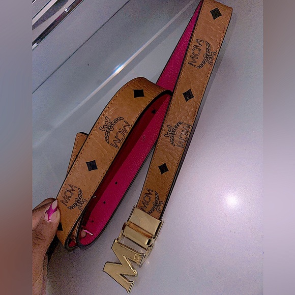 MCM Reversible Belt - Picture 3 of 3
